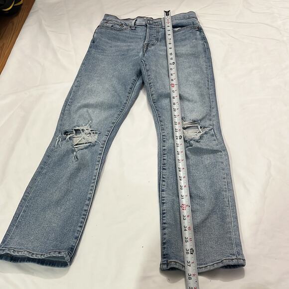 Levi’s Wedgie Straight Button Fly Ripped Distressed Denim Jeans Size 27 27x28 - Picture 11 of 12